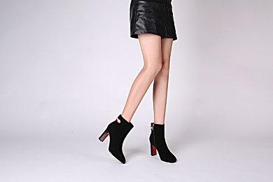 SE公开《古墓丽影9》早期开发视频 原想做成恐怖游戏